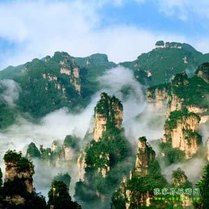 【長沙往返線路1】張家界、鳳凰古城、天子山、黃龍洞三晚四日游